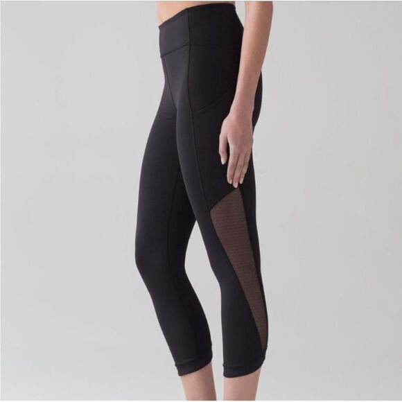 Lululemon Sole Training Crop Black - Picture 1 of 12